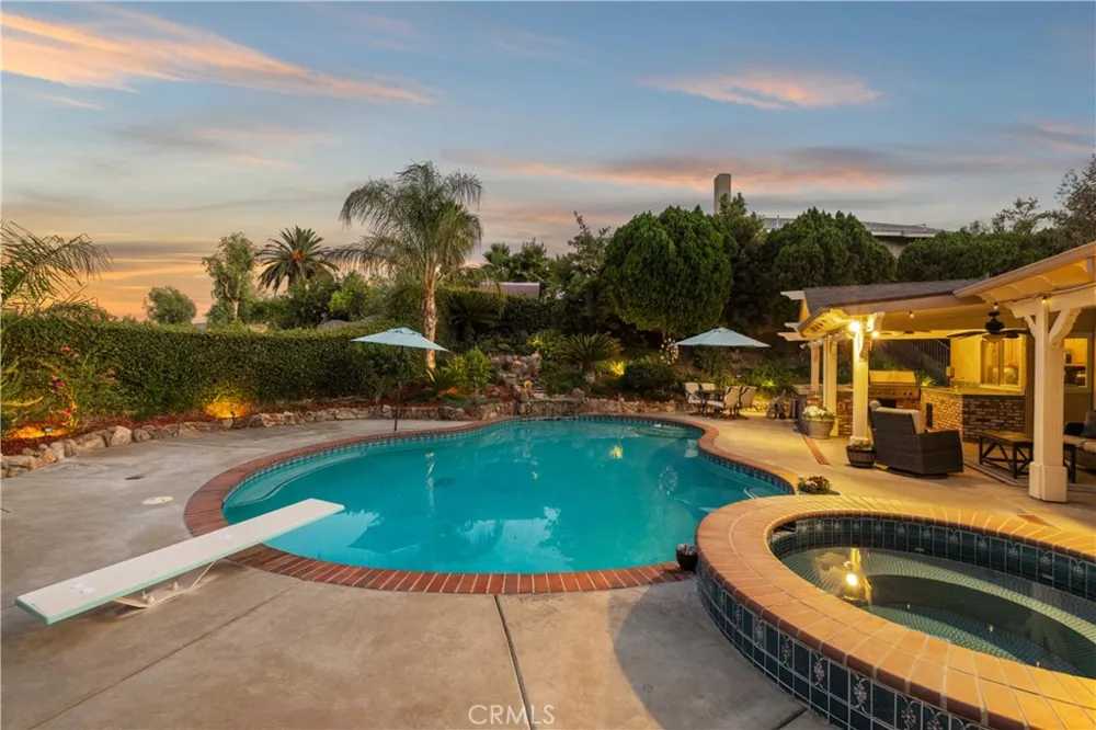 28362 Contessa Avenue Saugus, CA 91350