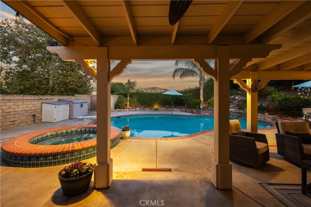 28362 Contessa Avenue Saugus, CA 91350