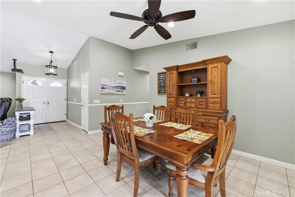 28362 Contessa Avenue Saugus, CA 91350
