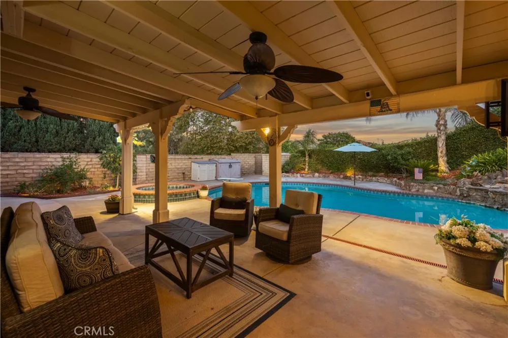 28362 Contessa Avenue Saugus, CA 91350