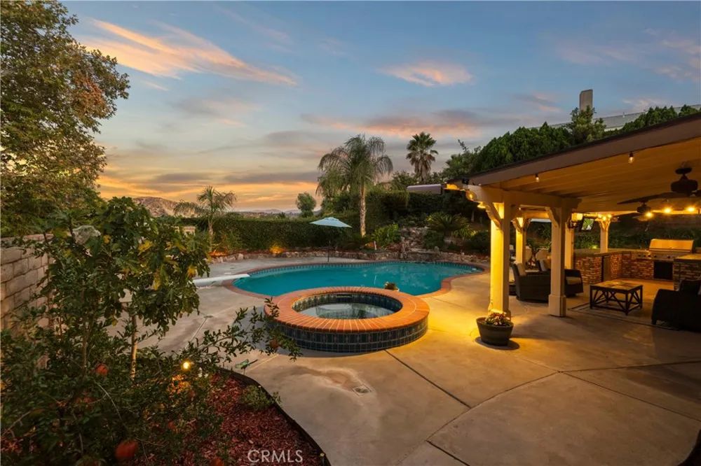 28362 Contessa Avenue Saugus, CA 91350