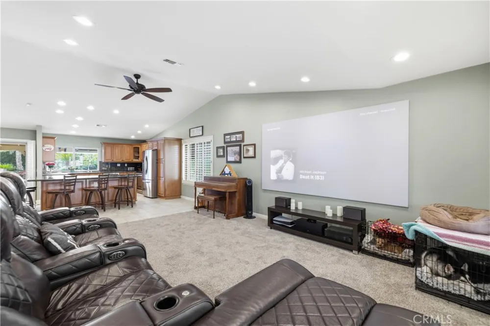 28362 Contessa Avenue Saugus, CA 91350