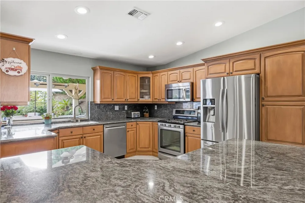 28362 Contessa Avenue Saugus, CA 91350