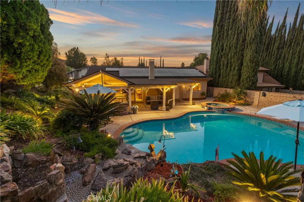28362 Contessa Avenue Saugus, CA 91350