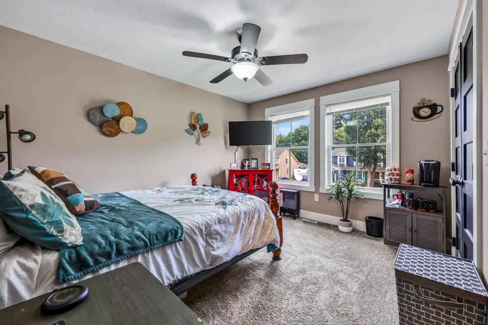 2525 Chestnut Trail Muskegon, MI 49442