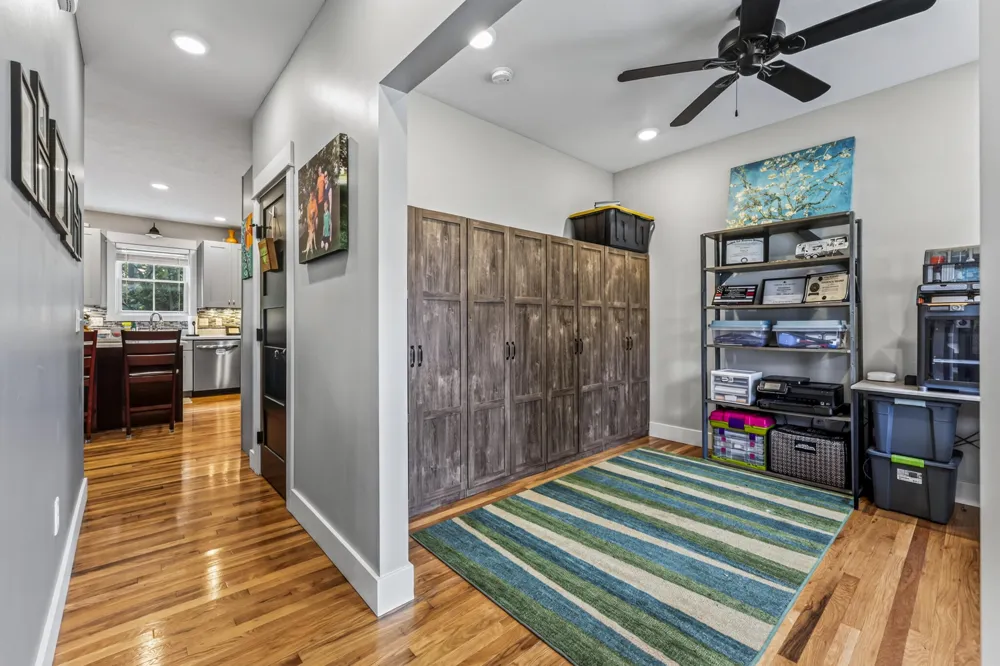 2525 Chestnut Trail Muskegon, MI 49442