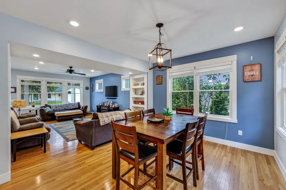 2525 Chestnut Trail Muskegon, MI 49442