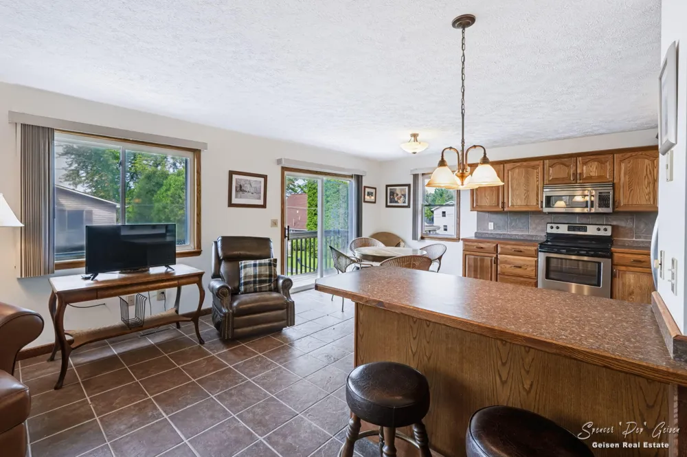 8601 Hidden Trail Orleans, MI 48865