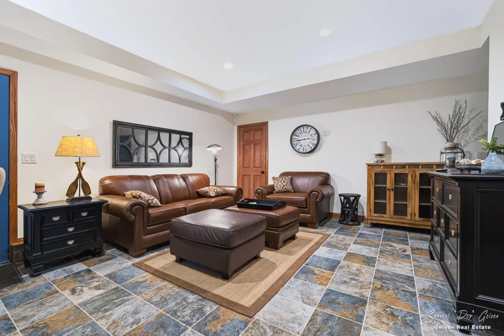 8601 Hidden Trail Orleans, MI 48865
