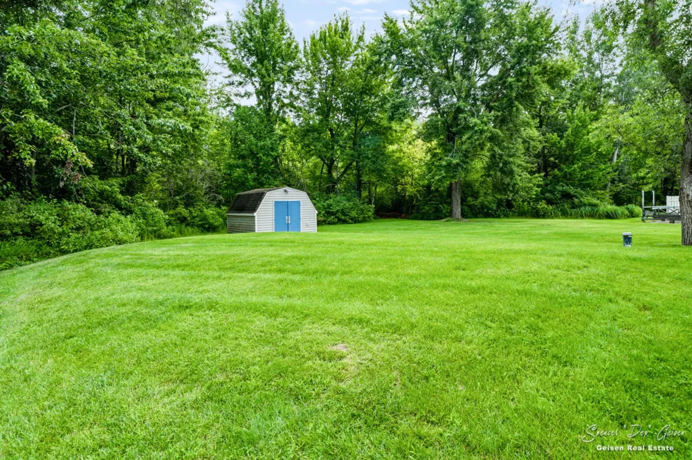 8601 Hidden Trail Orleans, MI 48865