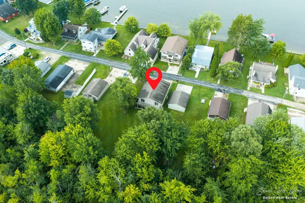 8601 Hidden Trail Orleans, MI 48865