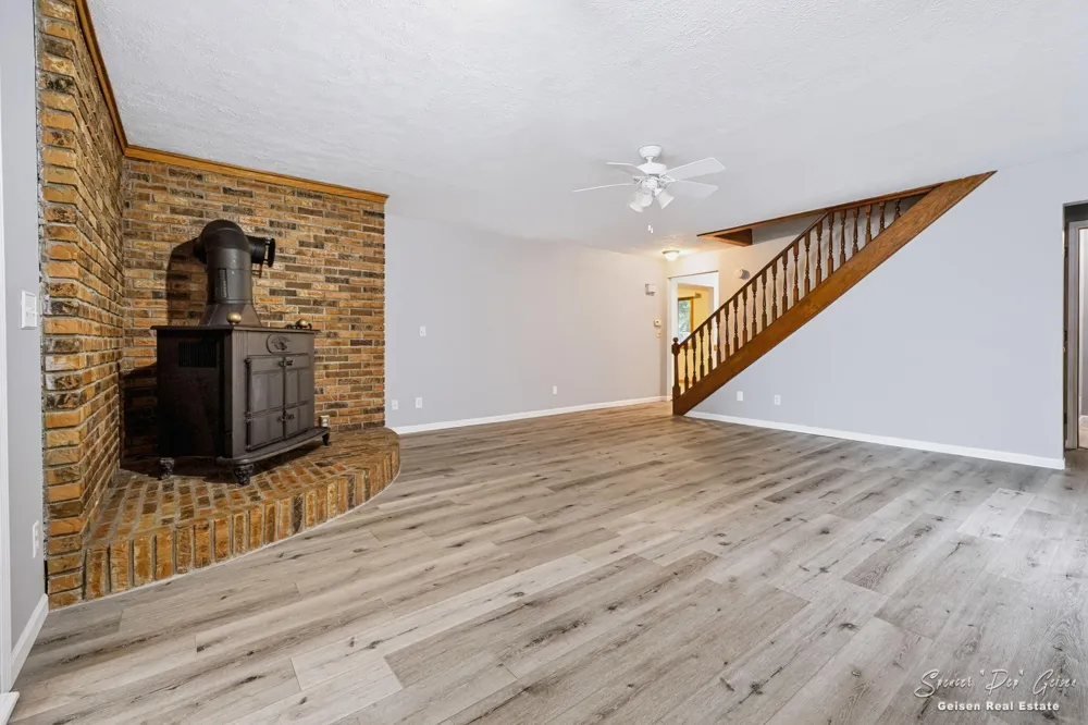 8601 Hidden Trail Orleans, MI 48865