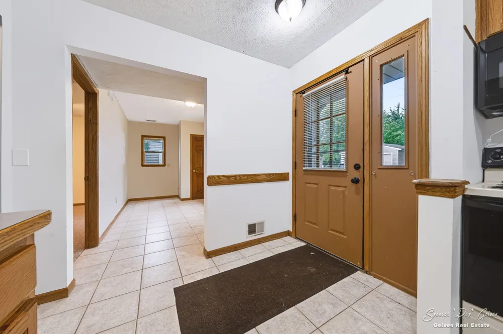 8601 Hidden Trail Orleans, MI 48865
