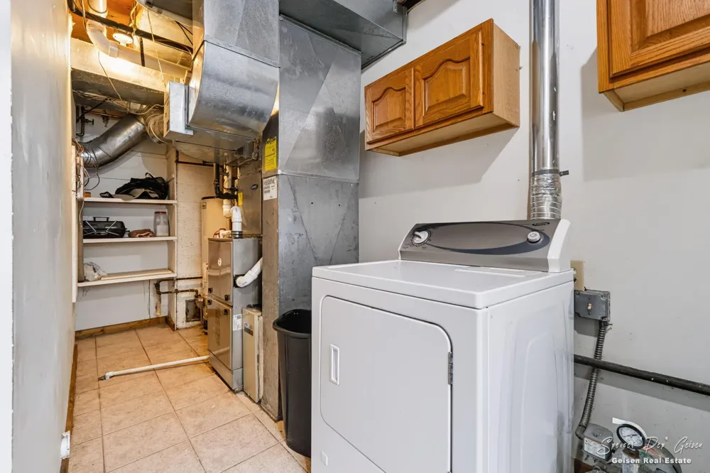 8601 Hidden Trail Orleans, MI 48865