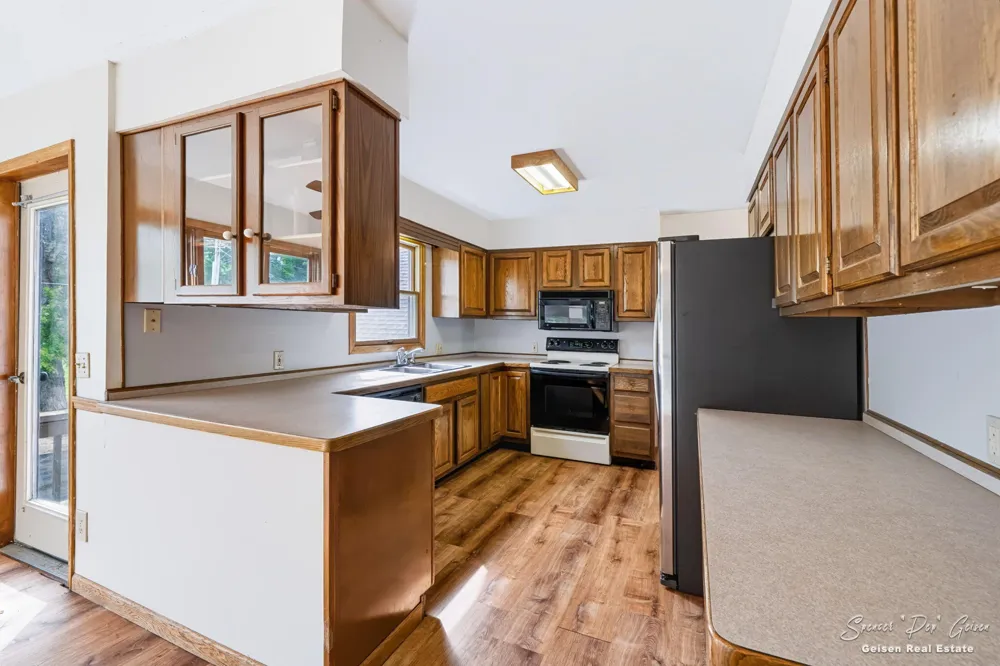 8601 Hidden Trail Orleans, MI 48865