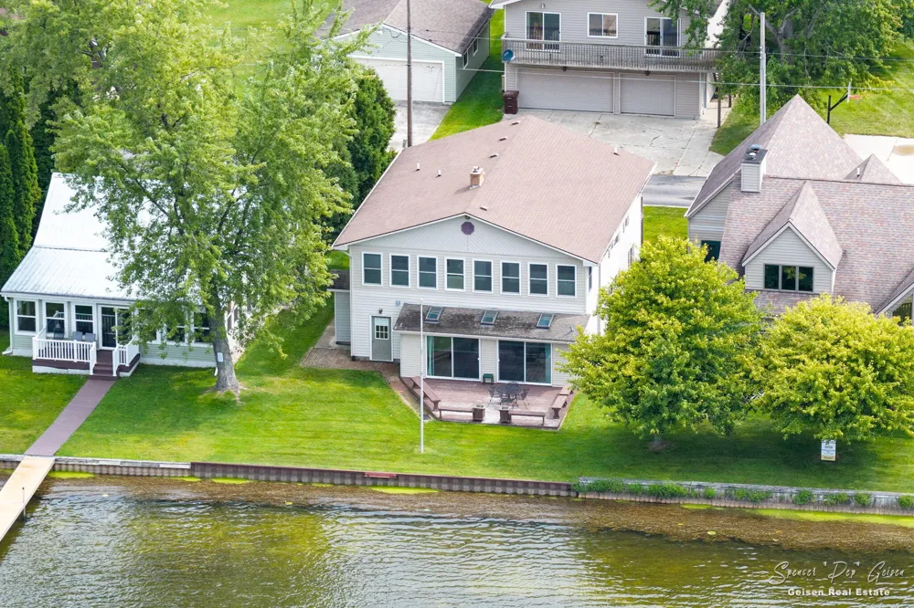8601 Hidden Trail Orleans, MI 48865