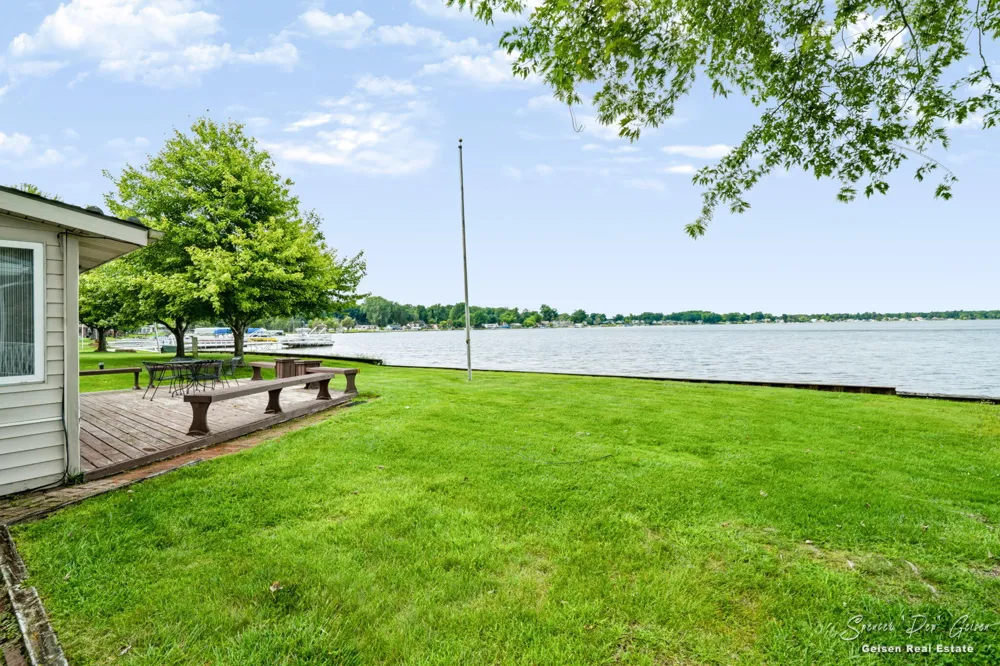 8601 Hidden Trail Orleans, MI 48865