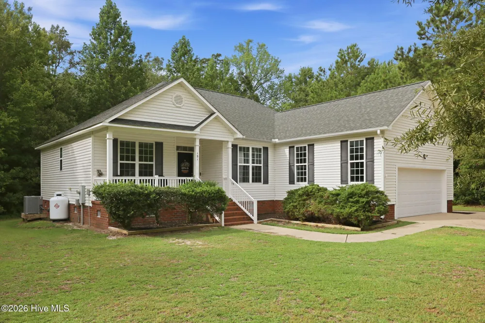 151 York Street Washington, NC 27889