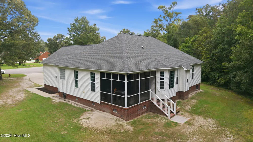 151 York Street Washington, NC 27889