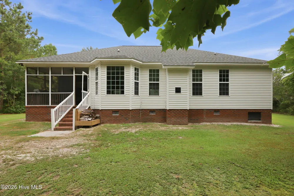 151 York Street Washington, NC 27889