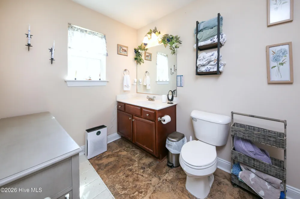 126 Algonquin Trail Shawboro, NC 27973
