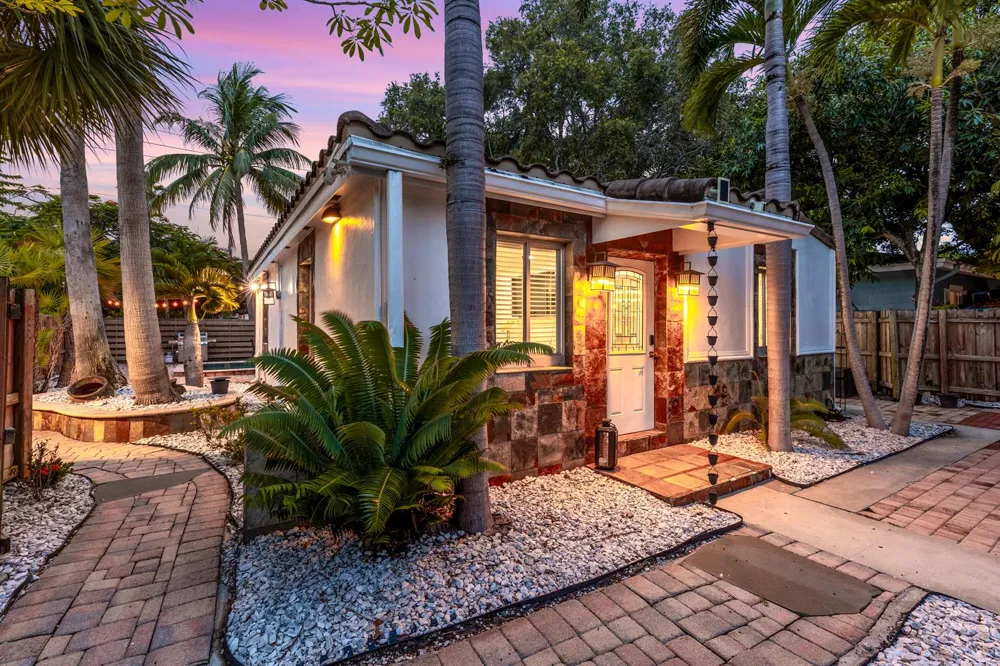 1521 SW 4th Avenue Fort Lauderdale, FL 33315