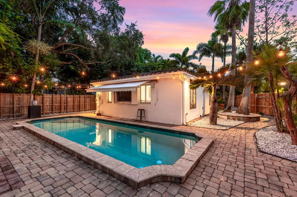 1521 SW 4th Avenue Fort Lauderdale, FL 33315