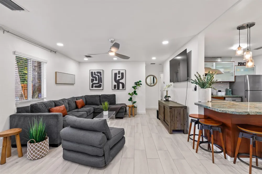 1521 SW 4th Avenue Fort Lauderdale, FL 33315