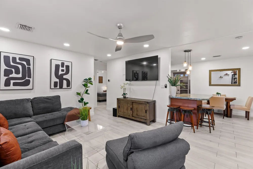 1521 SW 4th Avenue Fort Lauderdale, FL 33315