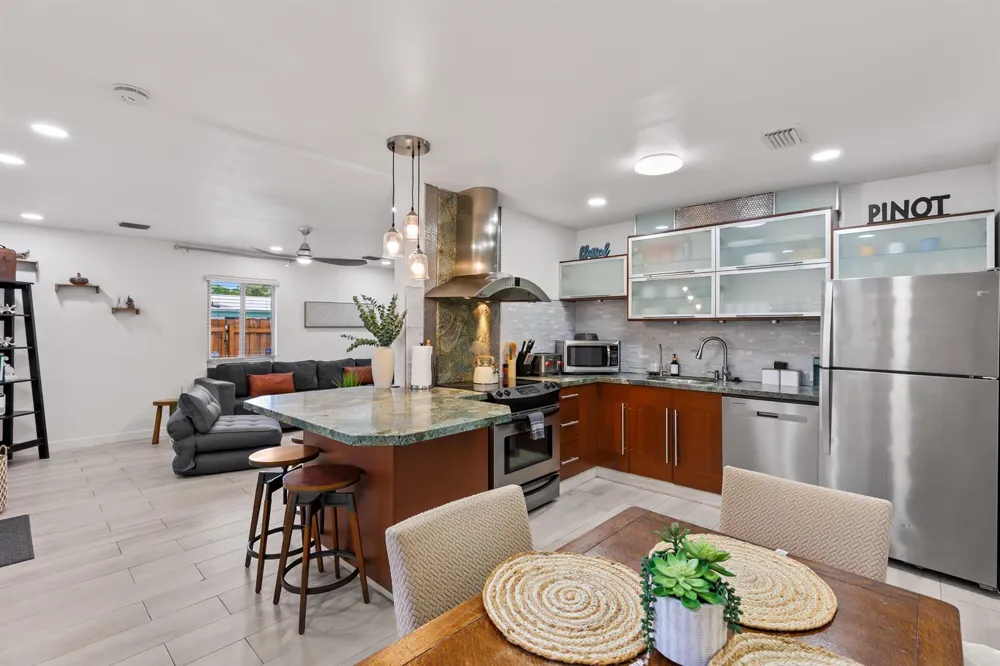1521 SW 4th Avenue Fort Lauderdale, FL 33315