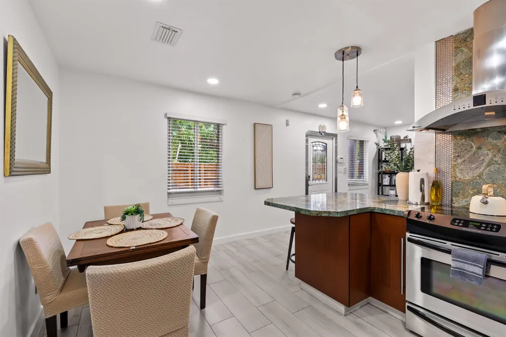 1521 SW 4th Avenue Fort Lauderdale, FL 33315