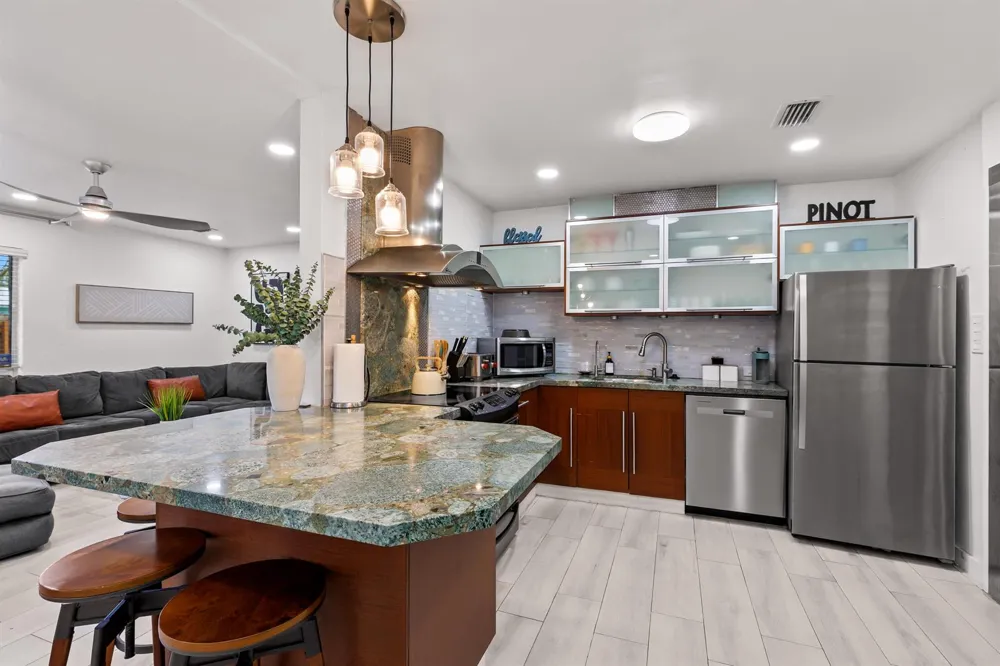 1521 SW 4th Avenue Fort Lauderdale, FL 33315