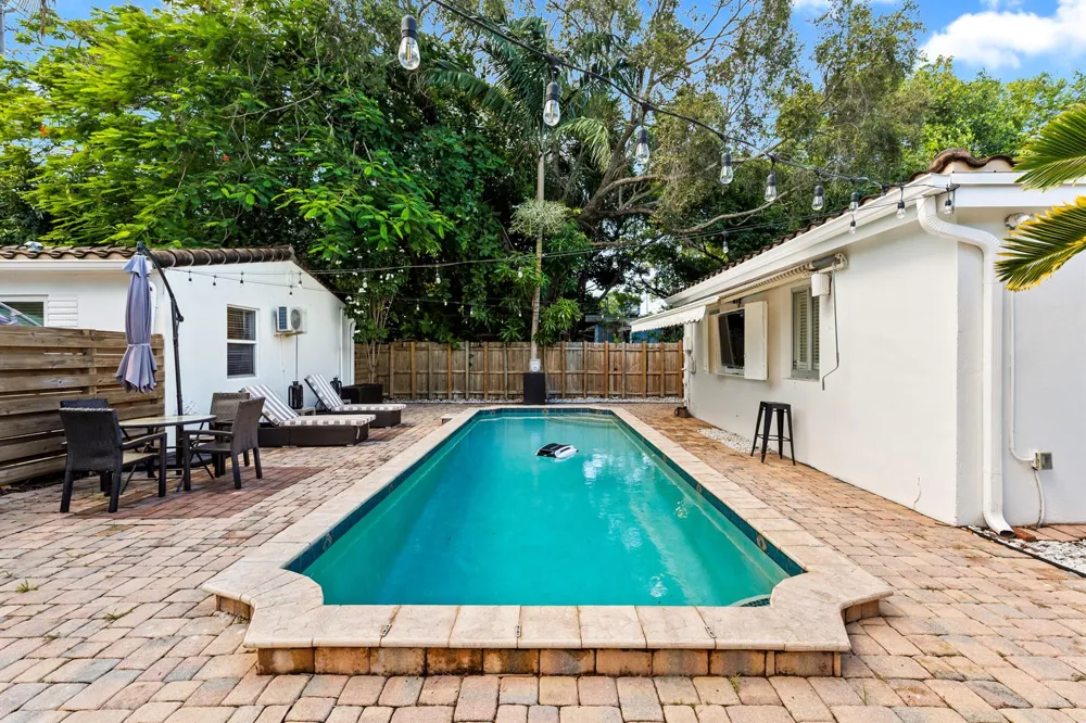 1521 SW 4th Avenue Fort Lauderdale, FL 33315