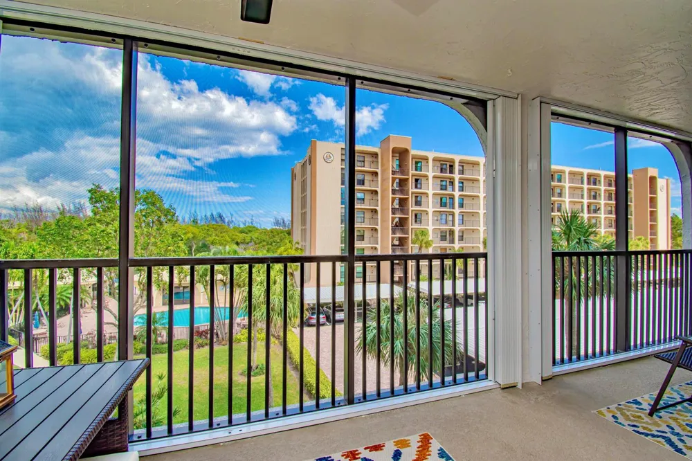 1629 Riverview Road #420 Deerfield Beach, FL 33441