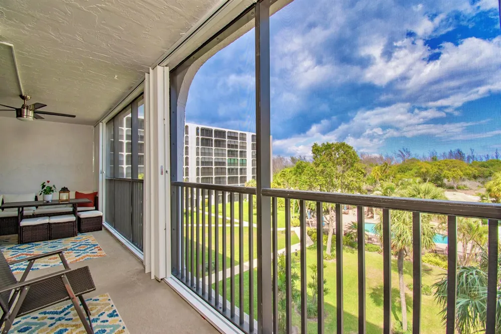 1629 Riverview Road #420 Deerfield Beach, FL 33441