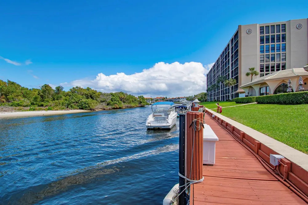 1629 Riverview Road #420 Deerfield Beach, FL 33441