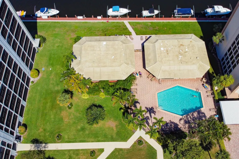 1629 Riverview Road #420 Deerfield Beach, FL 33441
