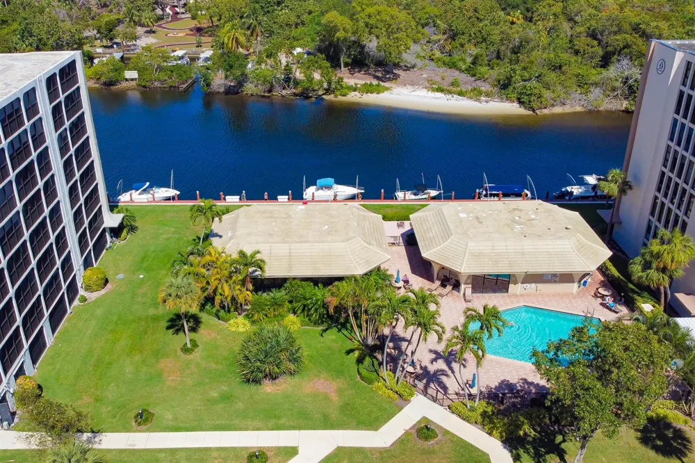 1629 Riverview Road #420 Deerfield Beach, FL 33441
