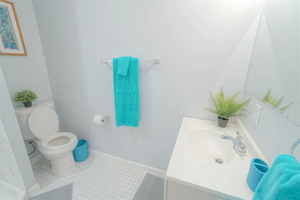 1102 SUNSET ROAD West Palm Beach, FL 33401