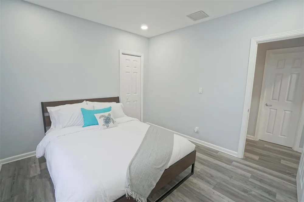 1102 SUNSET ROAD West Palm Beach, FL 33401