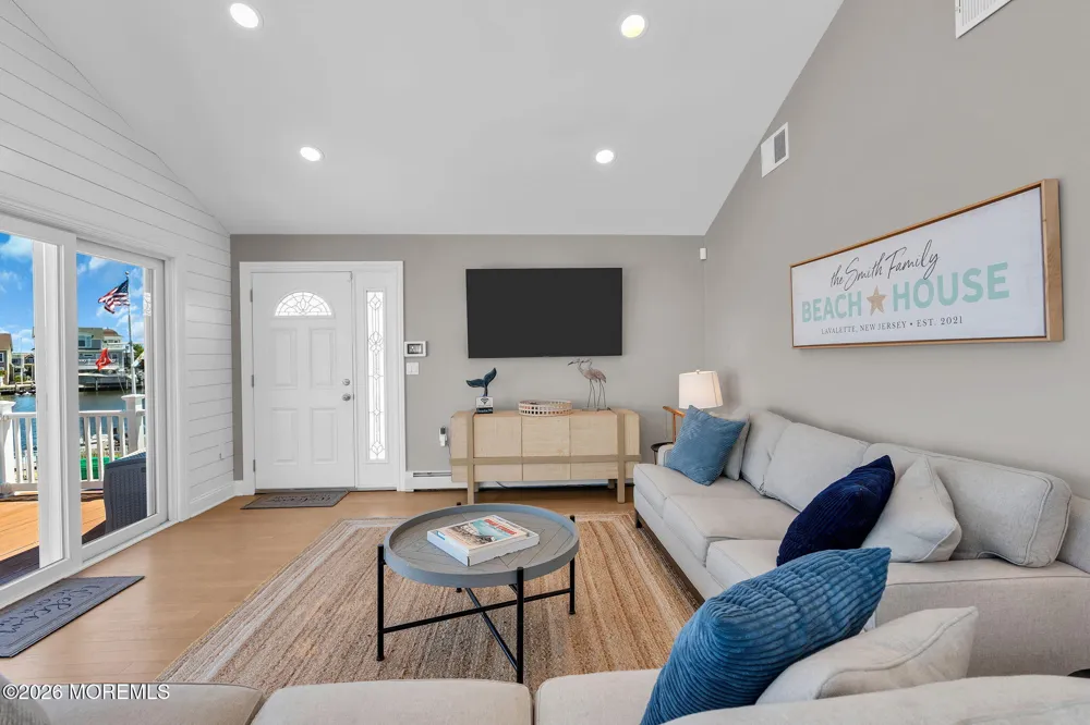 346 W Bayview Drive Lavallette, NJ 08735