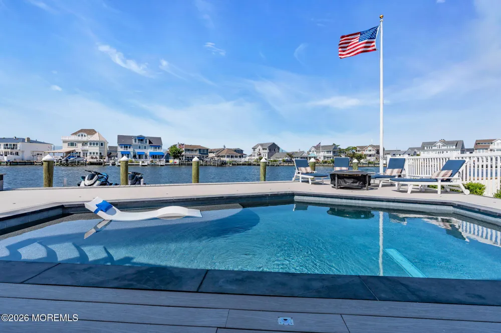 346 W Bayview Drive Lavallette, NJ 08735