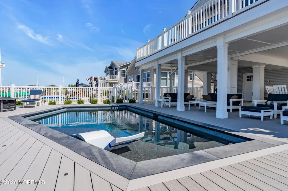 346 W Bayview Drive Lavallette, NJ 08735