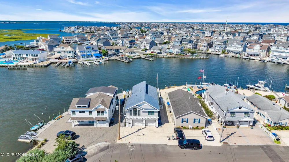 346 W Bayview Drive Lavallette, NJ 08735