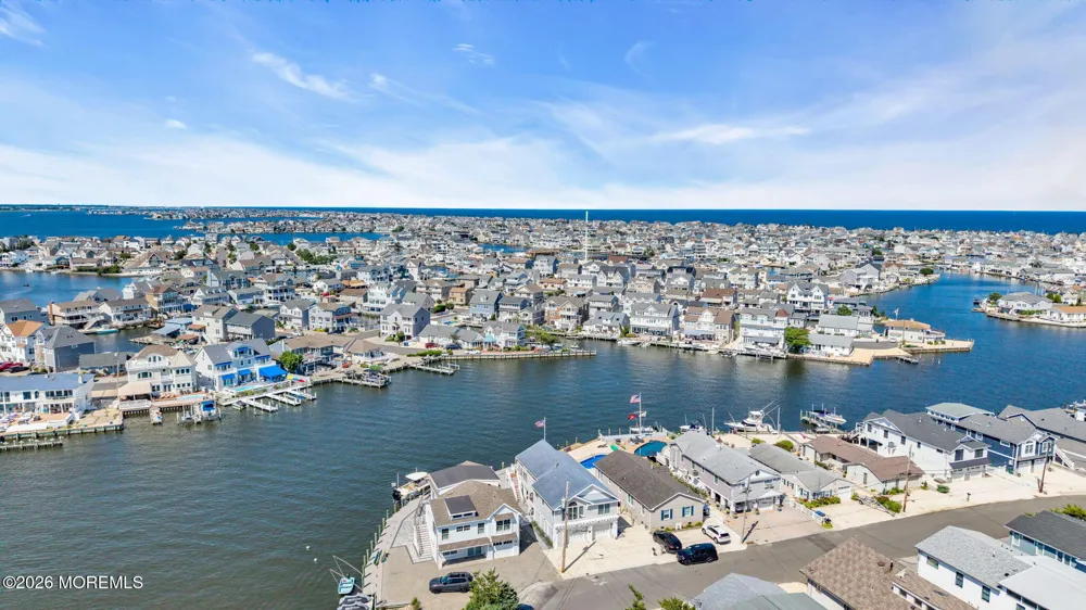 346 W Bayview Drive Lavallette, NJ 08735