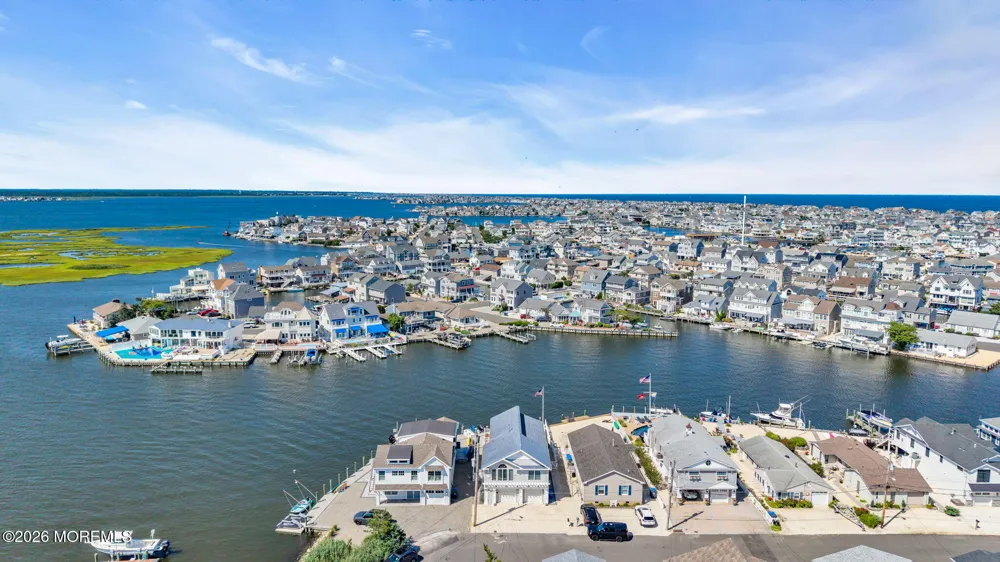 346 W Bayview Drive Lavallette, NJ 08735