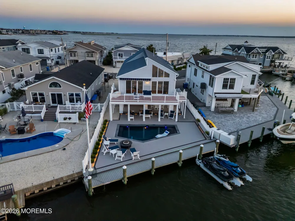 346 W Bayview Drive Lavallette, NJ 08735