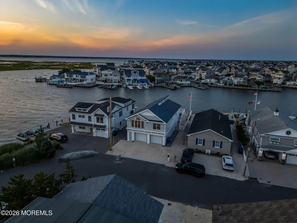346 W Bayview Drive Lavallette, NJ 08735