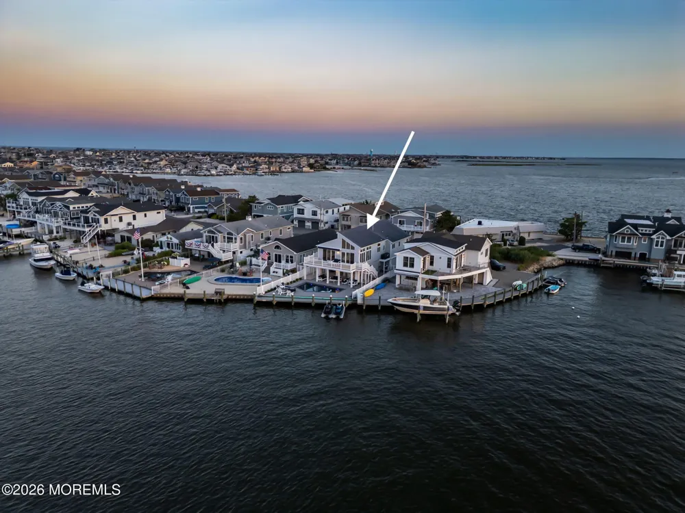 346 W Bayview Drive Lavallette, NJ 08735
