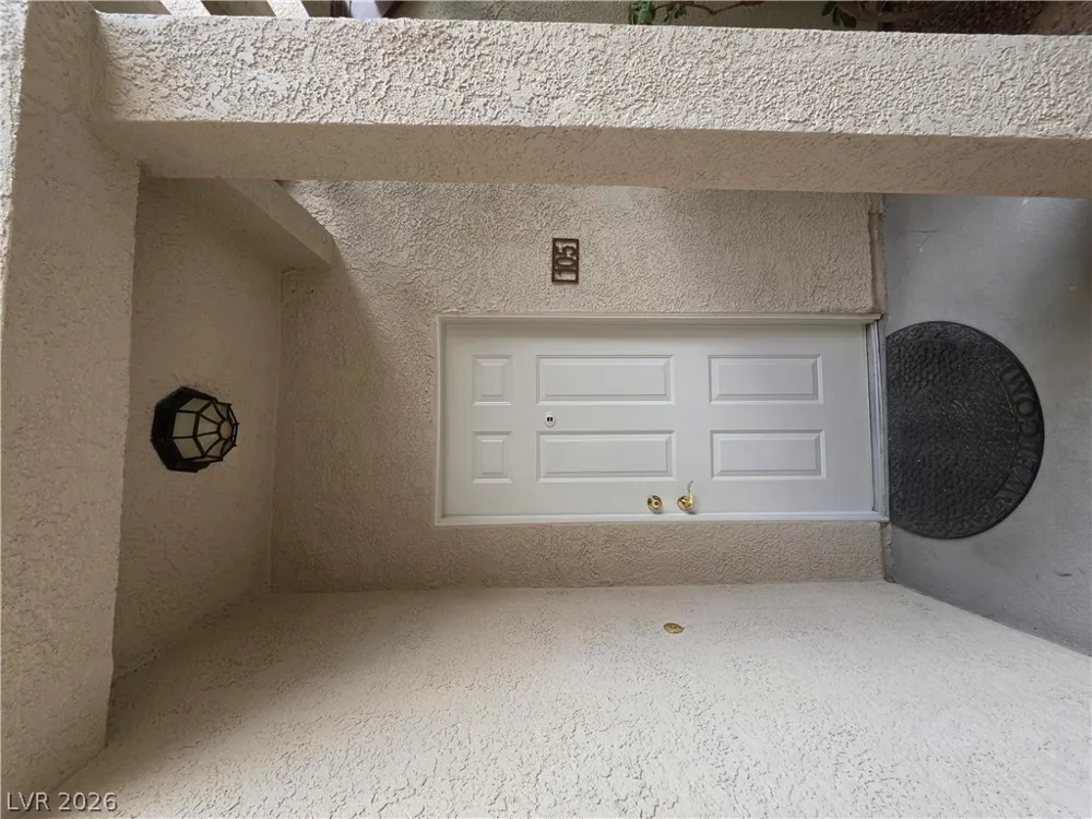 904 Domnus Lane #105 Las Vegas, NV 89144